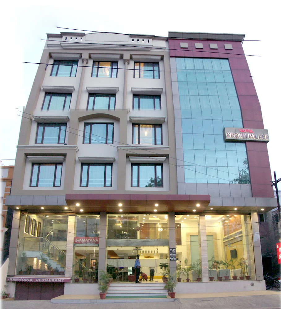 Hotel Crown Palace Prayagraj